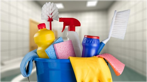 Detailed cleaning in a central London kitchen and bathroom