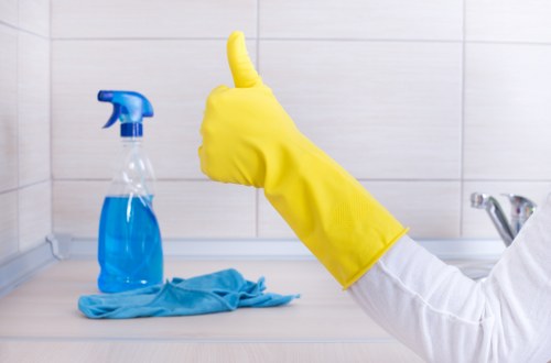 Deep cleaning services for SE1 homes and managed buildings
