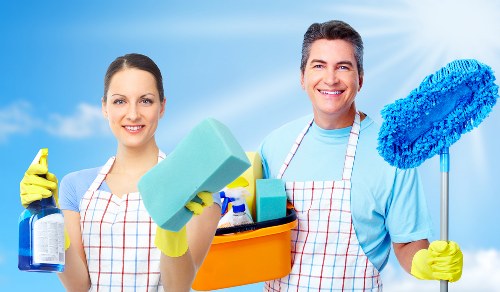 Deep cleaning of a SE1 kitchen and bathroom during a one-time visit