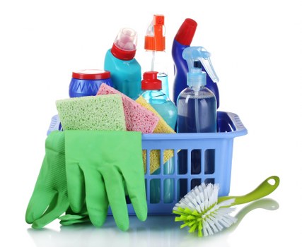 Deep cleaning oven racks and interior parts in SE1